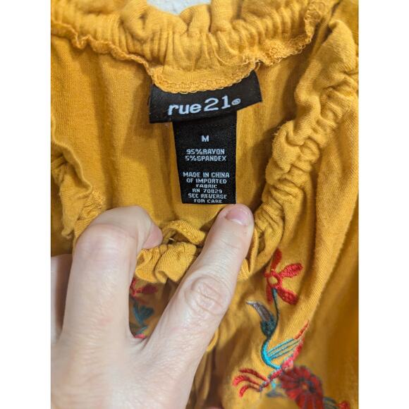Pretty mustard peasant top w/floral embroidery by Rue 21 size Medium - Picture 2 of 9